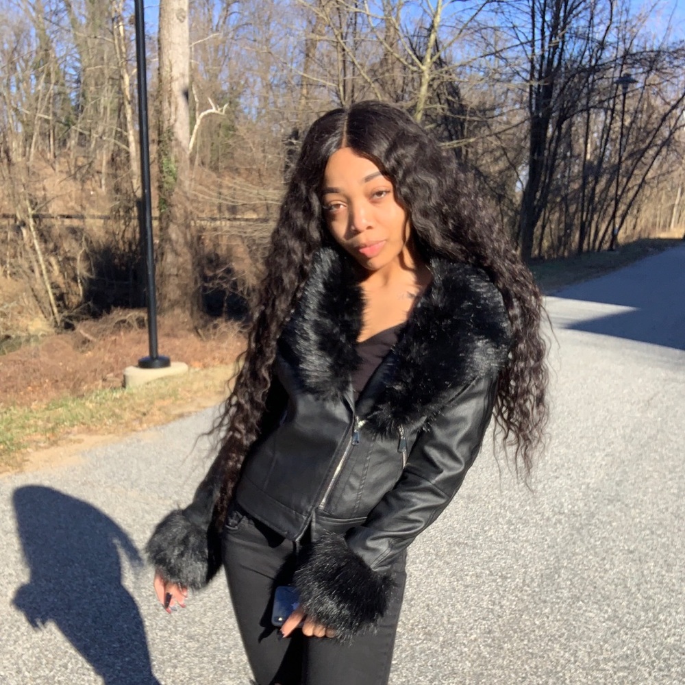 Meet your Posher, Tamia